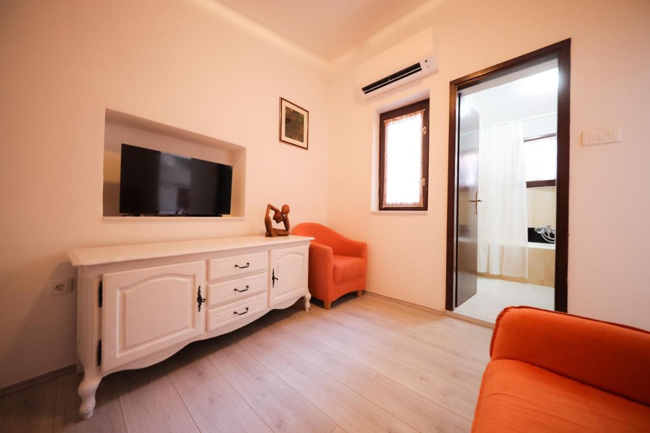Two Bedroom Apartment In The Old Town Marija Zadar Extérieur photo