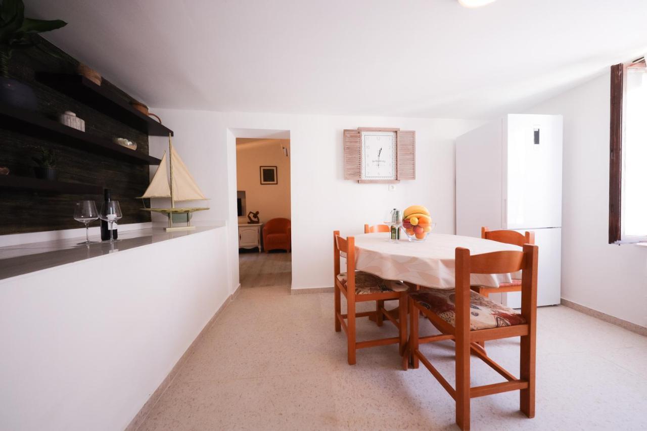 Two Bedroom Apartment In The Old Town Marija Zadar Extérieur photo