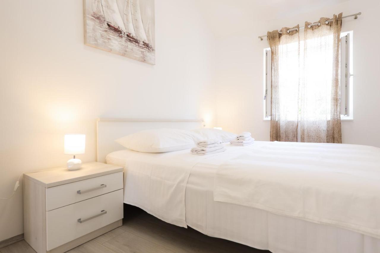 Two Bedroom Apartment In The Old Town Marija Zadar Extérieur photo