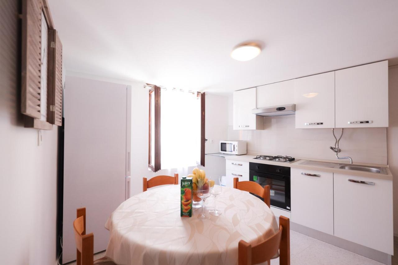 Two Bedroom Apartment In The Old Town Marija Zadar Extérieur photo